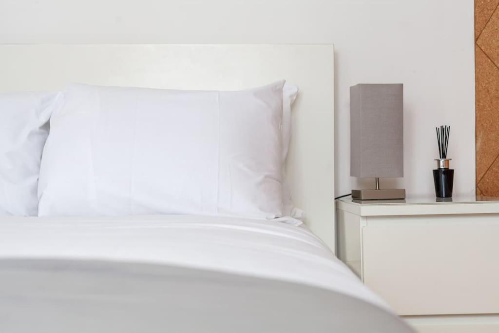 Spacious Retreat 2-Bed In Popular Camden Town London Exteriör bild